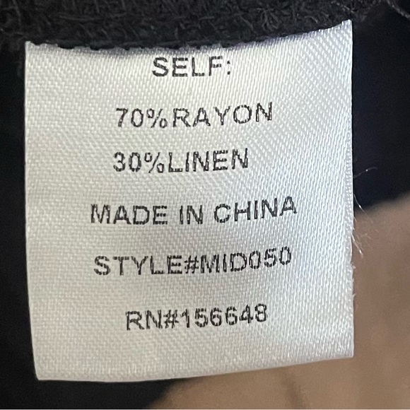 Beautiful Mid Dress Tri-Color. - Picture 9 of 10